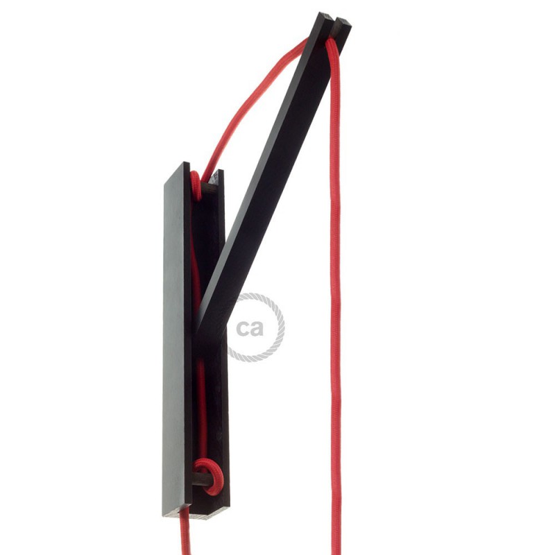 Pinocchio, soporte de pared regulable en madera pintado negro para lámparas colgantes.