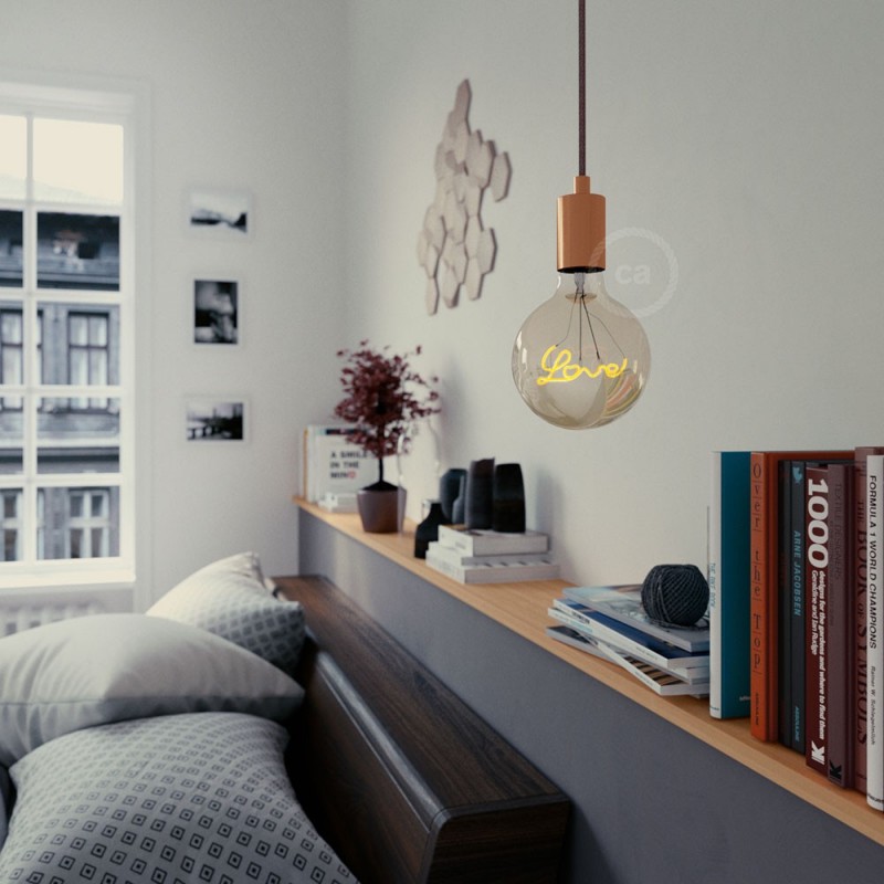 Bombilla Globo G125 LED Dorada para suspensiones - Filamento letra "Love" - 5W E27 Decorativa Vintage 2000K