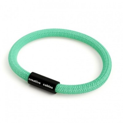 Pulsera con cierre magnético negro mate y cable RH69