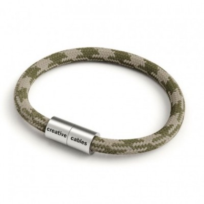 Pulsera con cierre magnético de plata mate y cable RP30