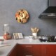 Lámpara de pared Funny Pop con pantalla UFO ilustrada doble cara, diseño por varios artistas