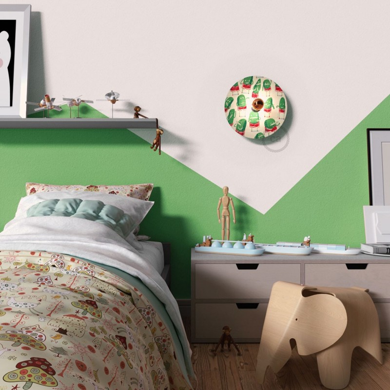 Lámpara de pared Funny Pop con pantalla UFO ilustrada doble cara, diseño por varios artistas