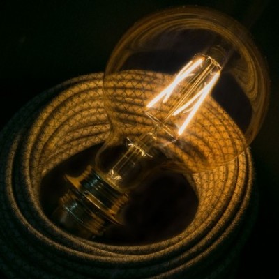 Bombilla Dorada LED Globo G125 Filamento Largo 4W E27 Decorativa Vintage 2000K